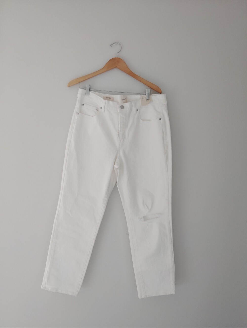 Universal Thread 80s Slim Fit Jeans - Picture 2 of 8